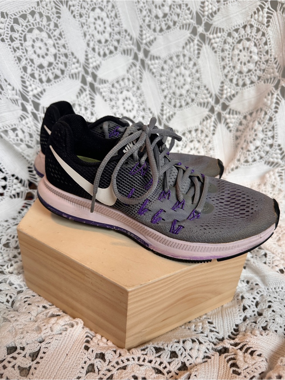 Nike Air Zoom Pegasus 33 Women's Running Shoes Stealth Grey, Blk & Purple  Sz7.5